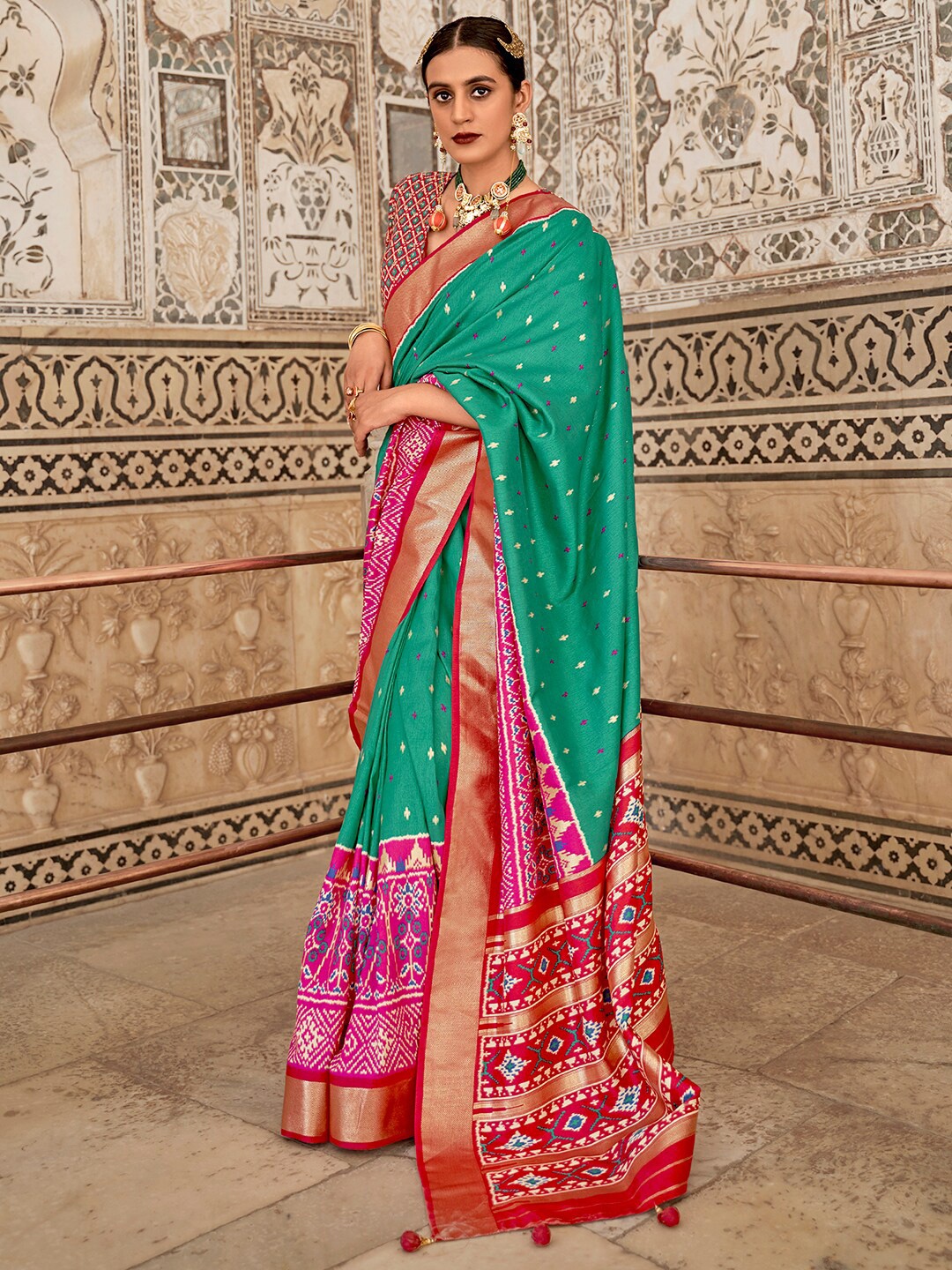 

Anouk Ethnic Motifs Printed Pochampally Saree, Sea green