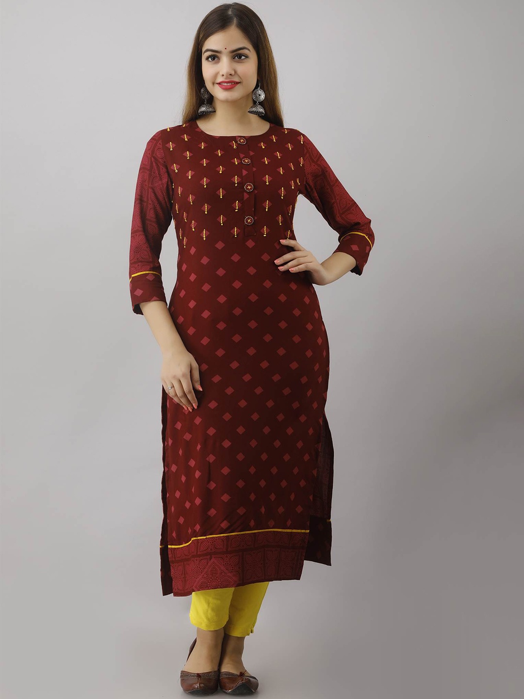 

Nehamta Women Maroon Geometric Flared Sleeves Thread Work Kurta