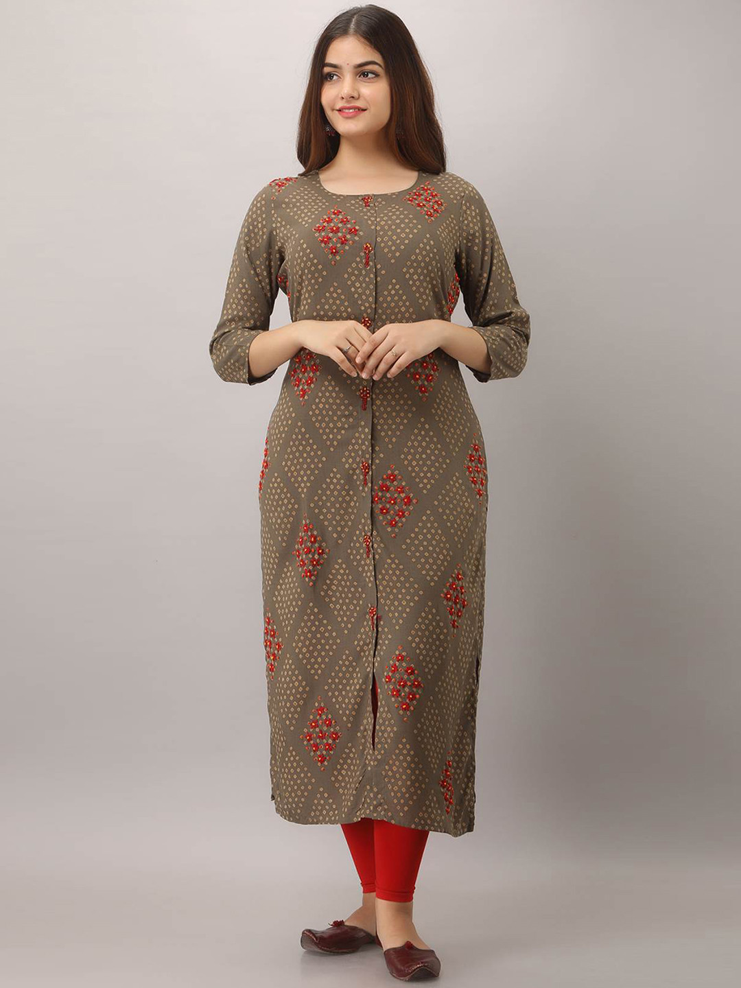 

Nehamta Women Grey Bandhani Printed Kantha Work Kurta