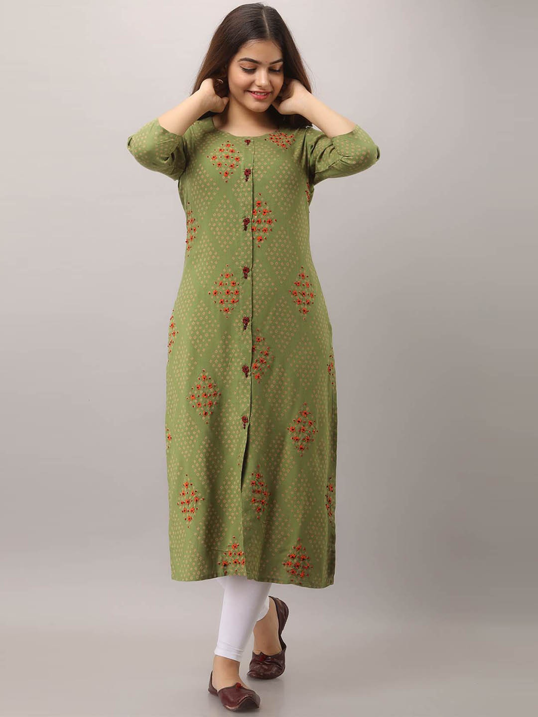 

Nehamta Bandhani Printed Kantha Work Straight Kurta, Green