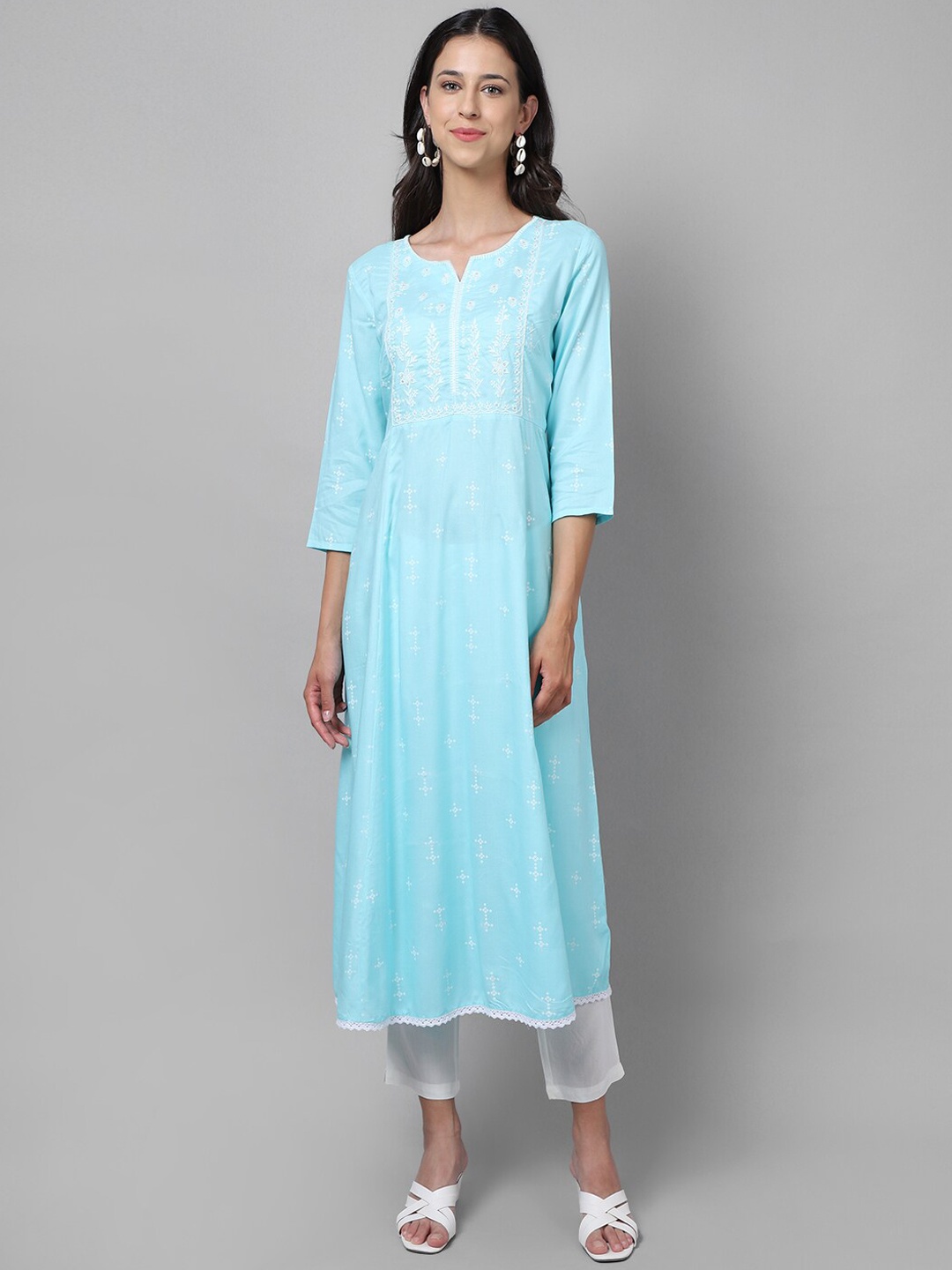 Cantabil Geometric Printed Thread Work Kurta With Trousers, Blue
