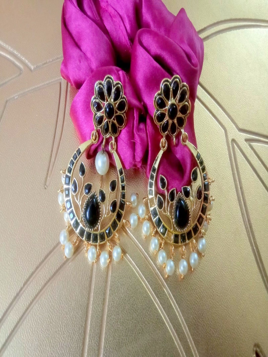 Runjhun Kundan Studded Gold-Plated Chandbalis Earrings, Black