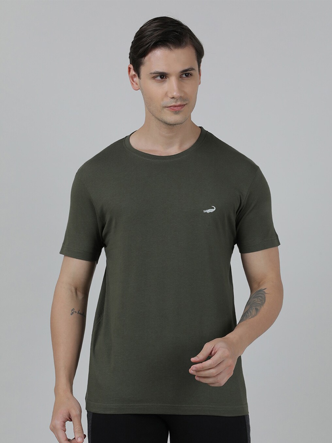 

Crocodile Round Neck Cotton Slim Fit T-shirt, Olive