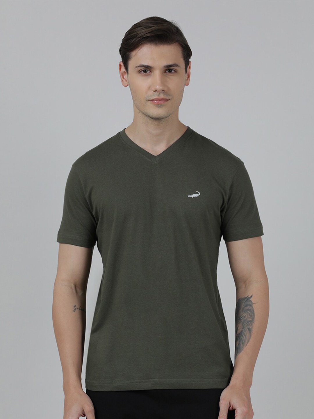 

Crocodile V Neck Regular Sleeves Cotton T-shirt, Olive