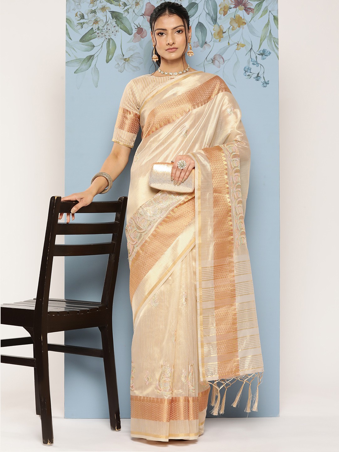 

Mitera Ethnic Motifs Zari Saree, Cream