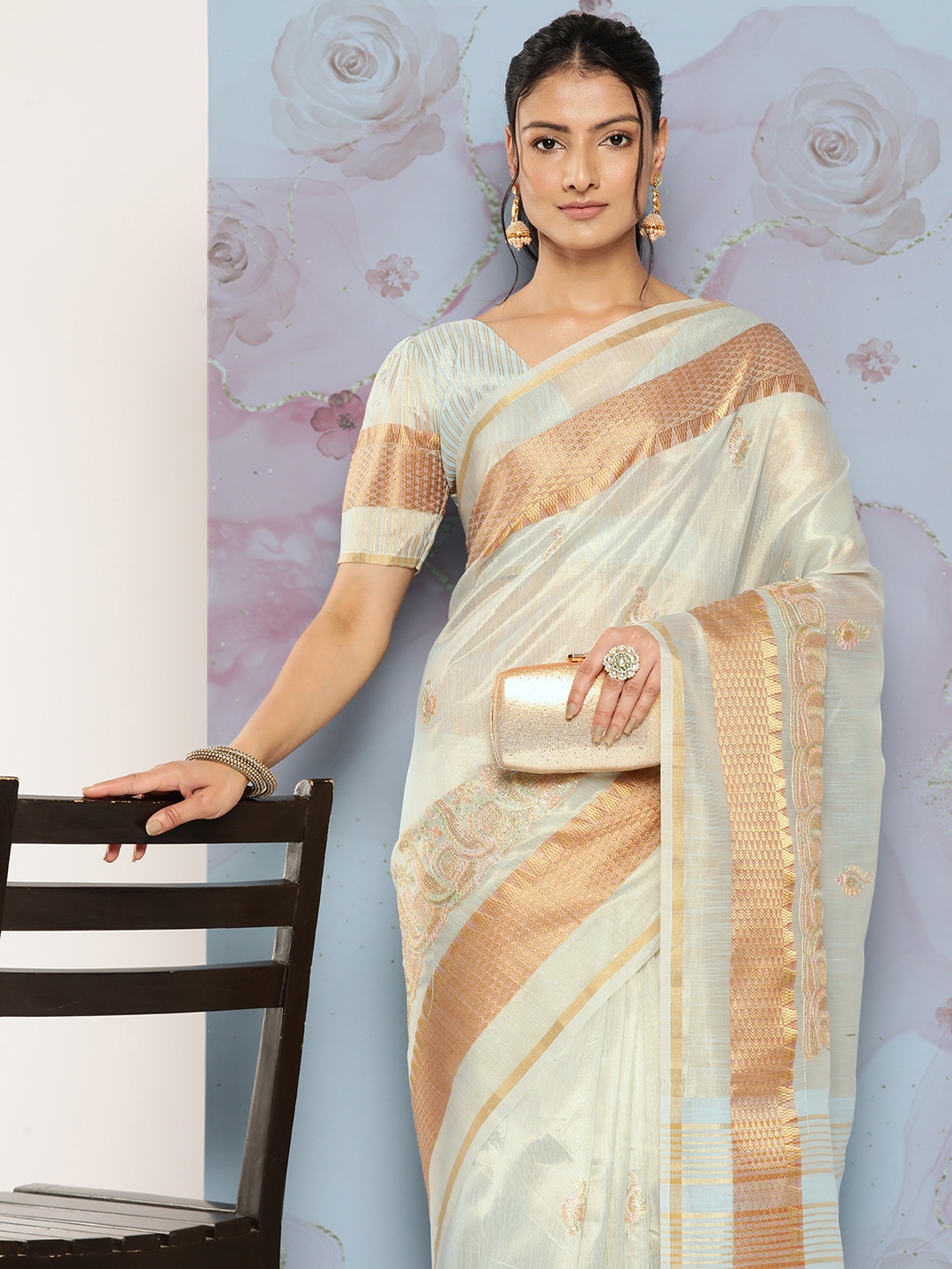 

Mitera Ethnic Motifs Zari Poly Georgette Saree, Grey