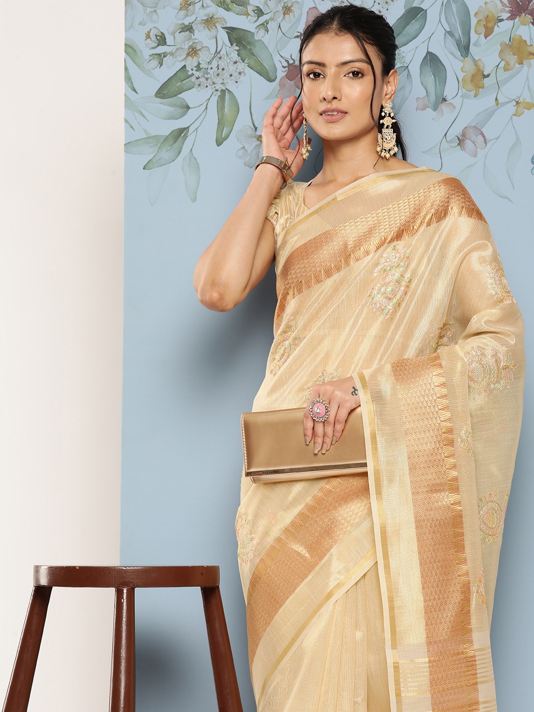 

Mitera Ethnic Motifs Zari Poly Georgette Saree, Cream