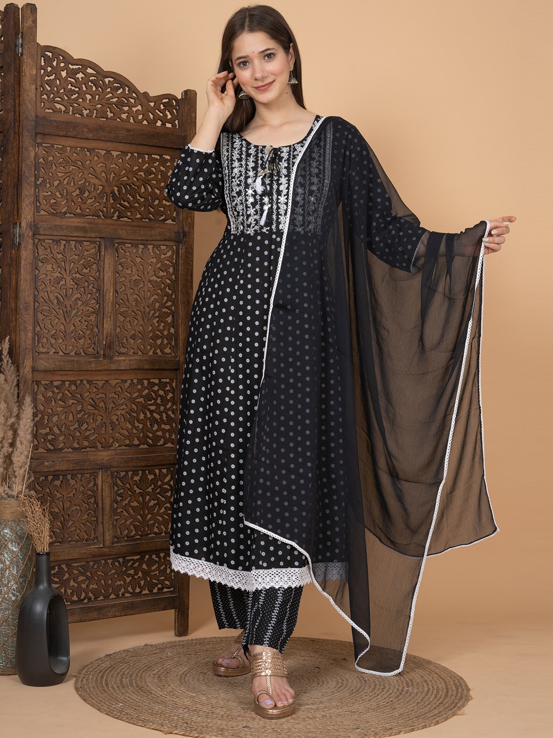 

SINGNI Ethnic Motifs Embroidered Mirror Work Kurta with Trousers & Dupatta, Black