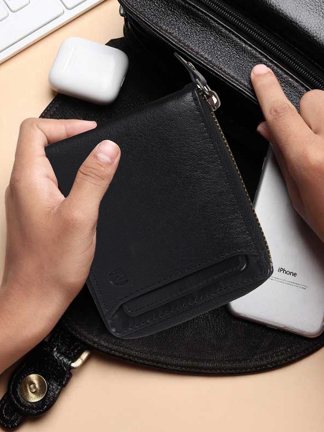 

NauraHide Men Leather Zip Around RFID Wallet, Black
