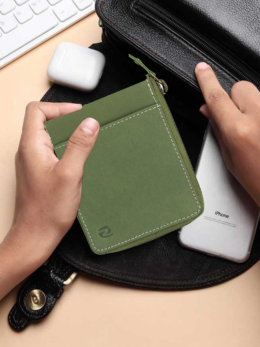 

NauraHide Men Leather Zip Around RFID Wallet, Green