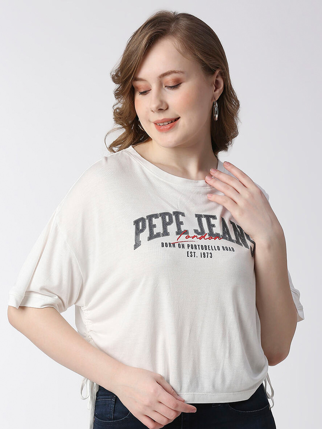 

Pepe Jeans Typhography Printed Drop-Shoulder Sleeves T-Shirt, White