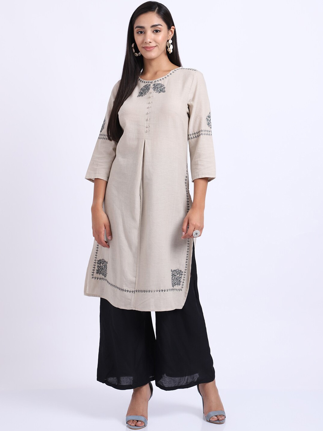 

Cantabil Ethnic Motifs Embroiderd Thread Work Kurta, Beige