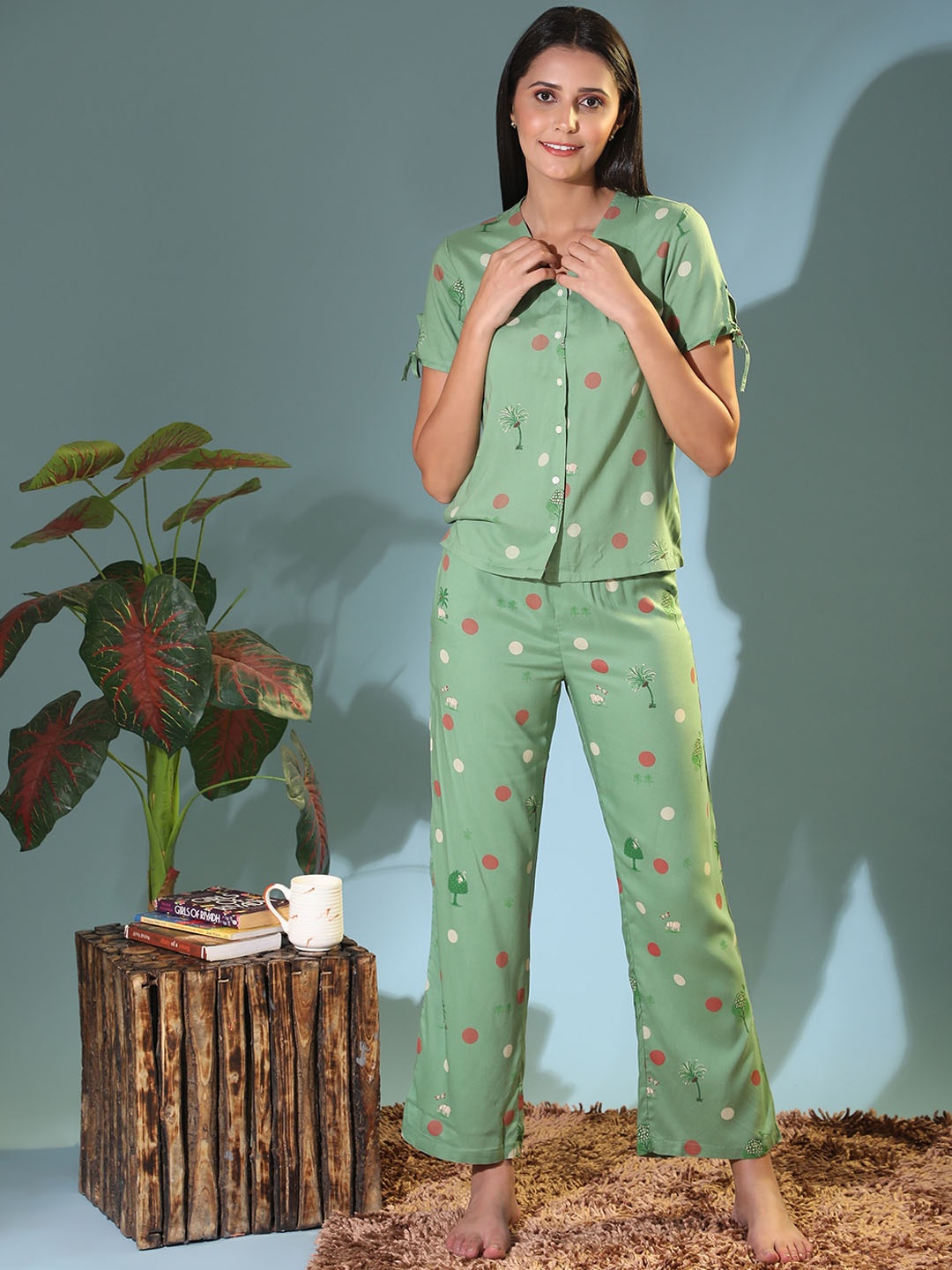 

BStories Polka Dots Printed Night Suit, Green