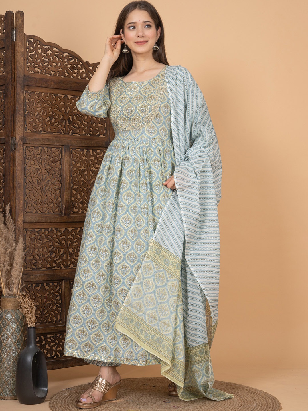 

SINGNI Ethnic Motifs Printed Sequined Pure Cotton Kurta with Trousers & Dupatta, Grey