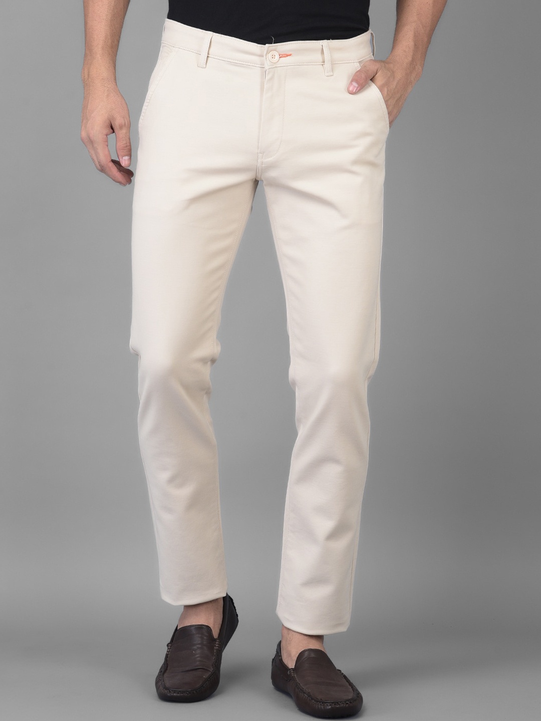 

Canary London Men Smart Slim Fit Wrinkle Free Chinos, Beige