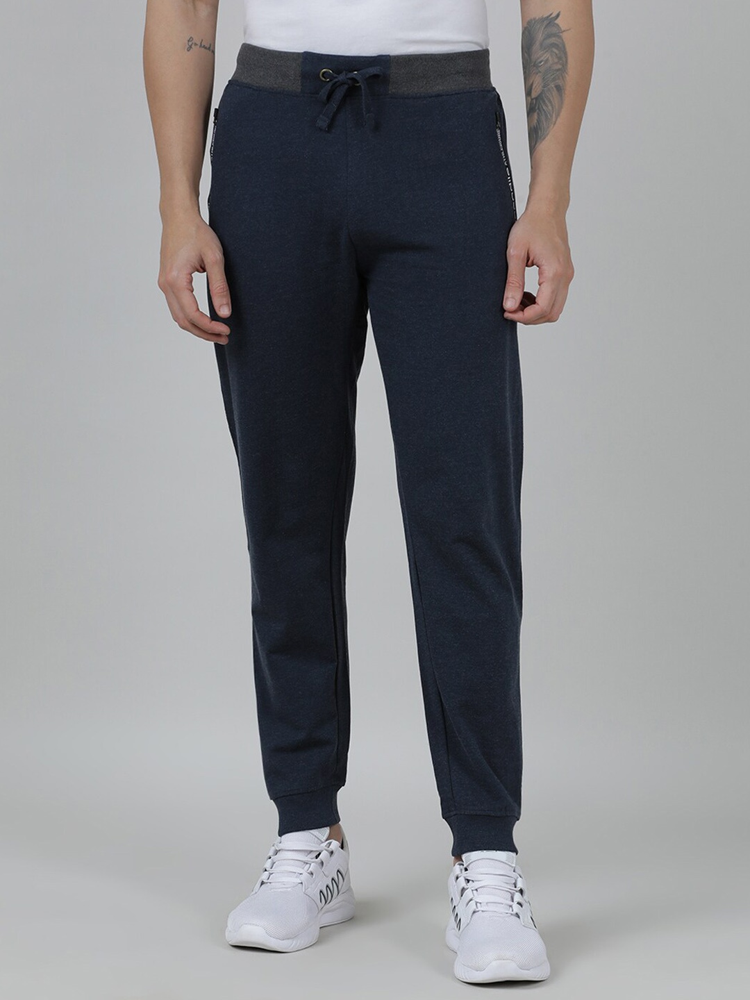 Crocodile Men Cotton Mid-Rise Joggers, Navy blue