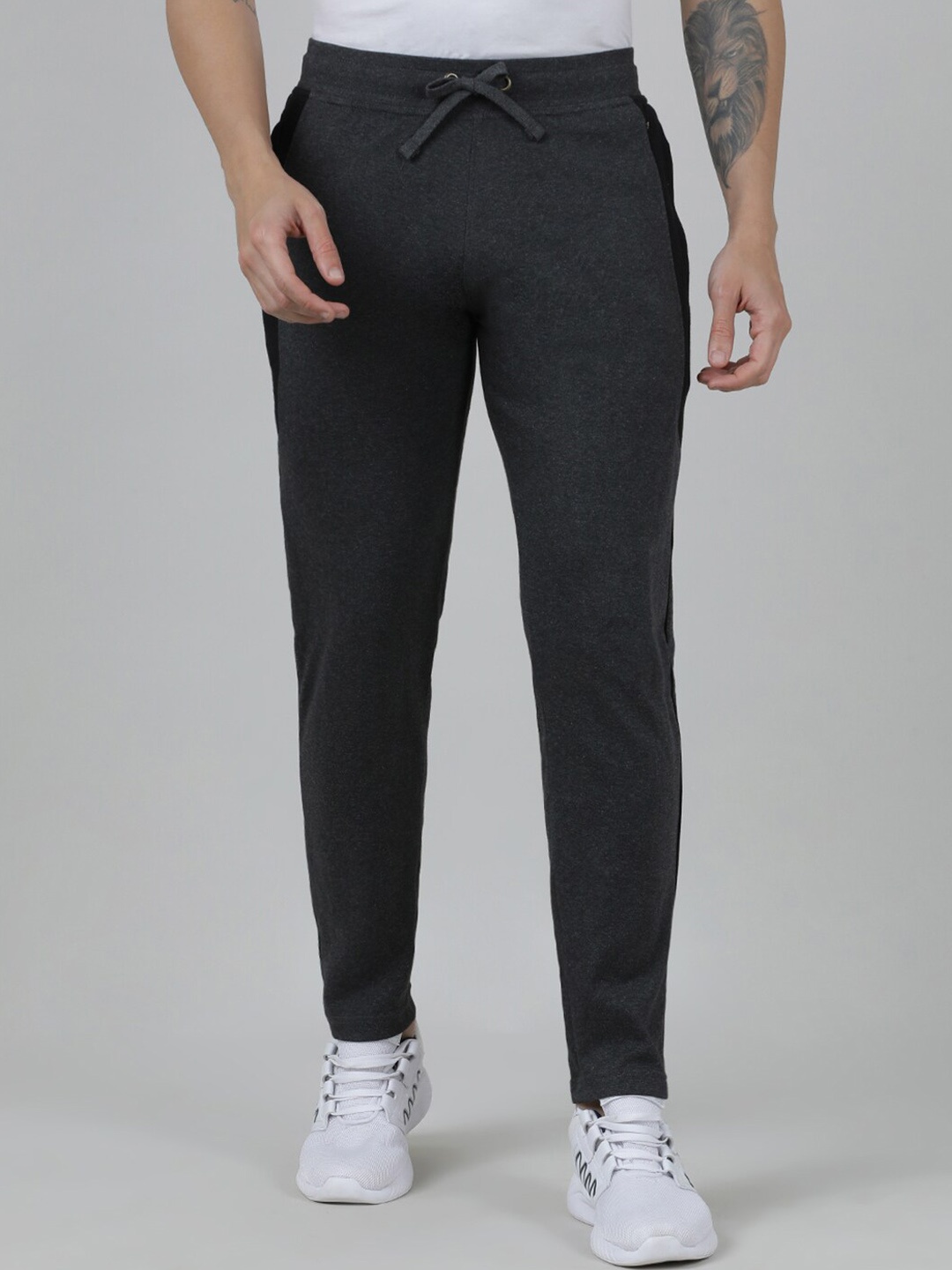 Crocodile Men Slim-Fit Cotton Track Pants, Charcoal
