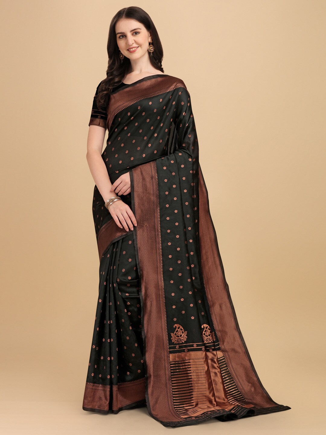 

Naishu Trendz Ethnic Motif Pure Silk Kanjeevaram Saree, Black