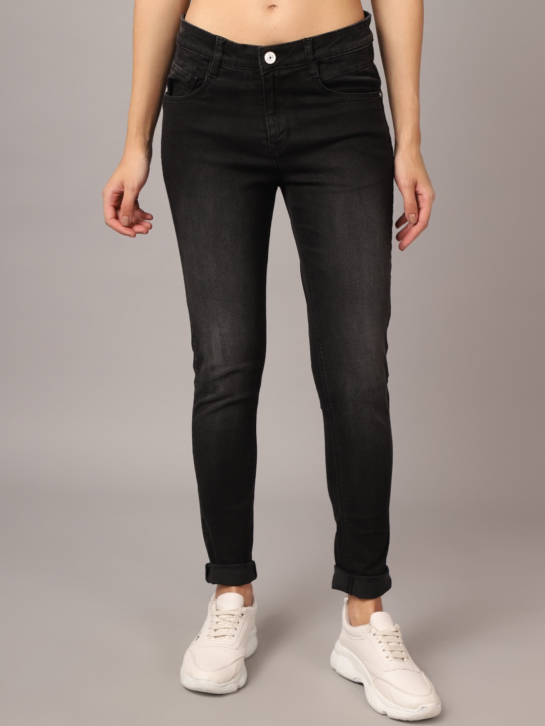 

Crozo By Cantabil Women Light Fade Stretchable Cotton Jeans, Black