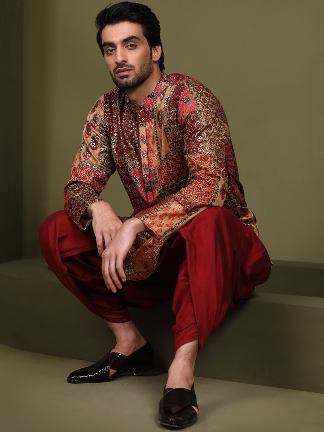 

KISAH Men Abstract Printed Regular Fit Kurta, Multi