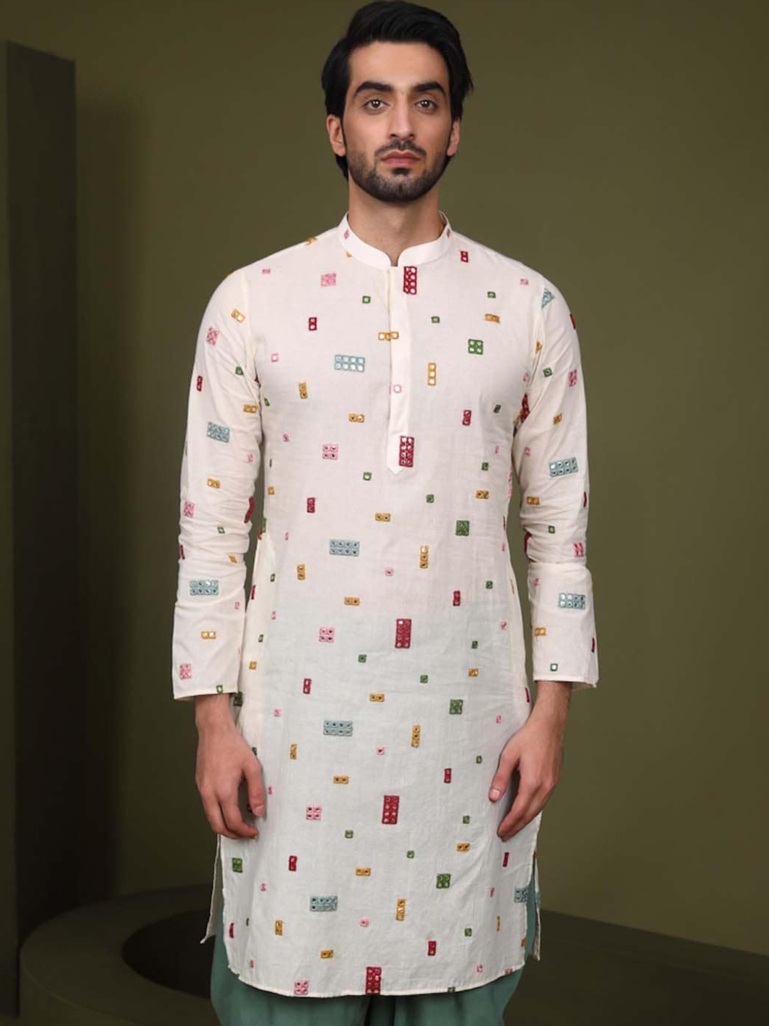 

KISAH Embroidered Mandarin Collar Cotton Straight Kurta, Cream