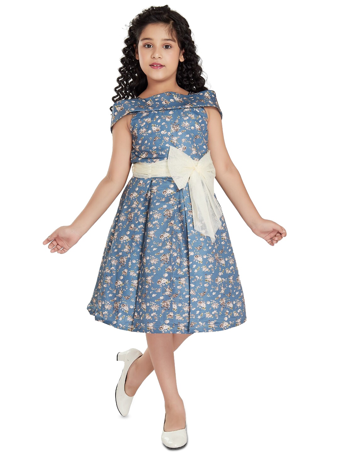 

Peppermint Girls Floral Printed Bow Detail Dress, Blue
