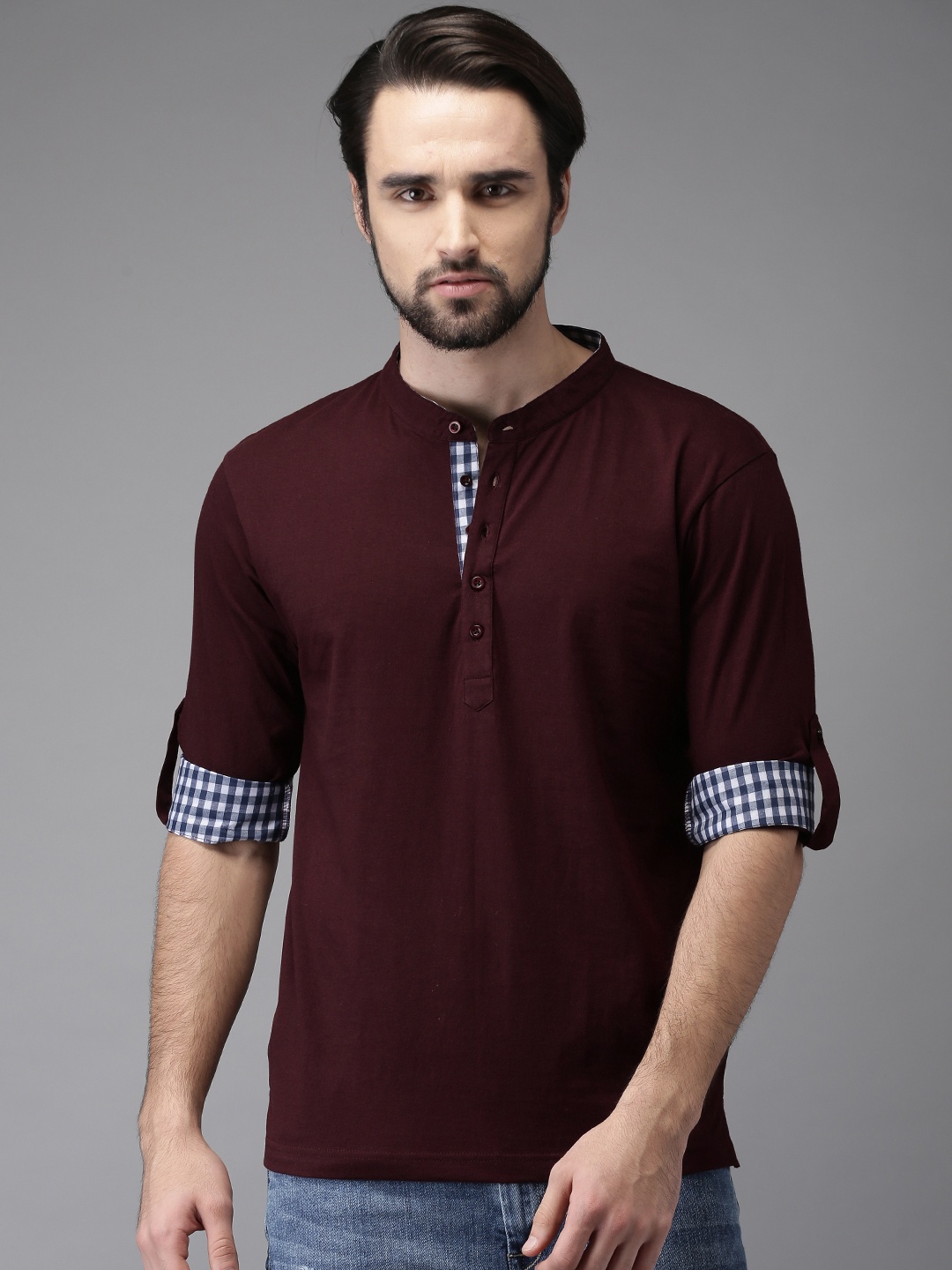 

HERE&NOW Men Burgundy Solid Mandarin Collar T-shirt, Na