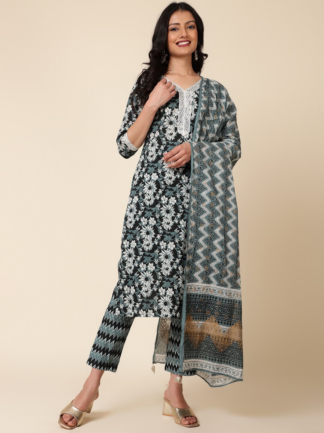 

Bani Women Floral Printed Pure Cotton Kurta with Trousers & Dupatta, Black