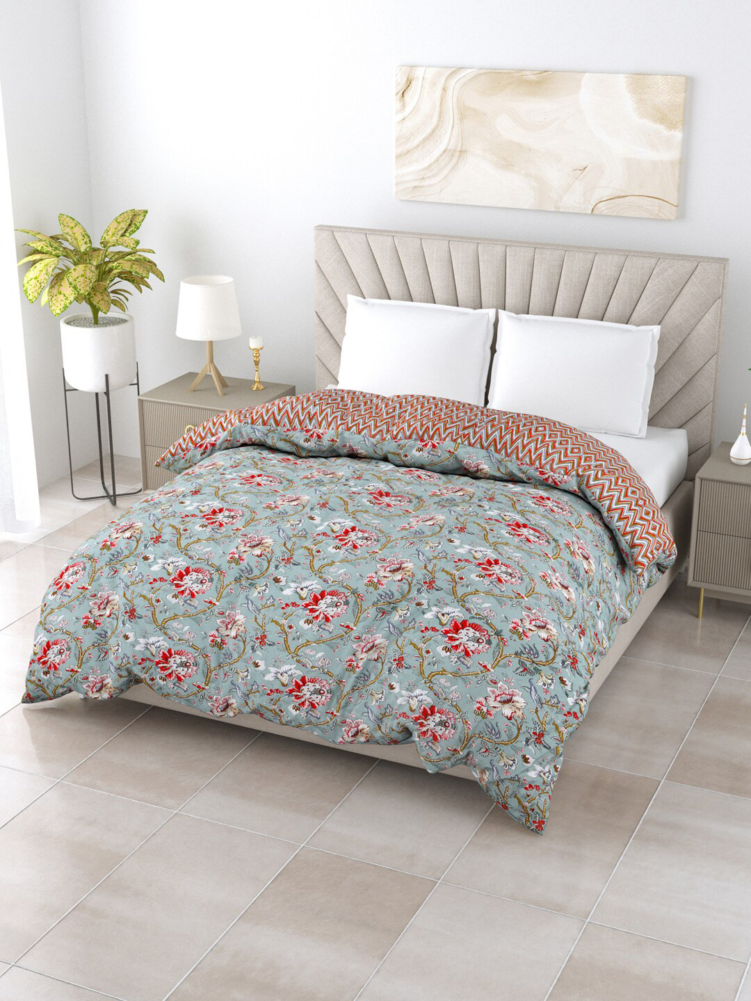 

Salona Bichona Unique Turquoise Blue & Red Floral AC Room 120 GSM Double Bed Comforter