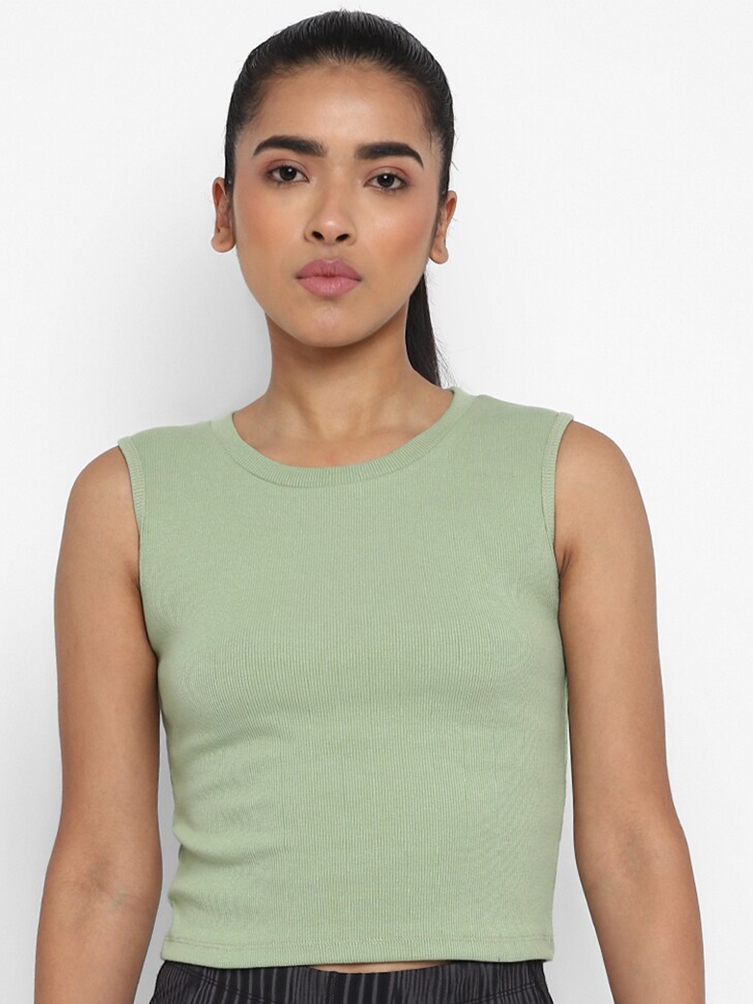 

OFF LIMITS Round Neck Sleeveless T-shirt, Green