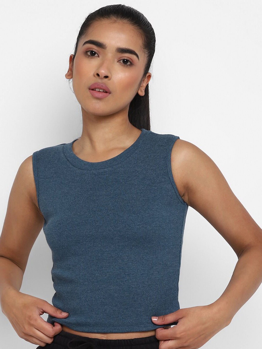 

OFF LIMITS Round Neck Crop T-shirt, Blue
