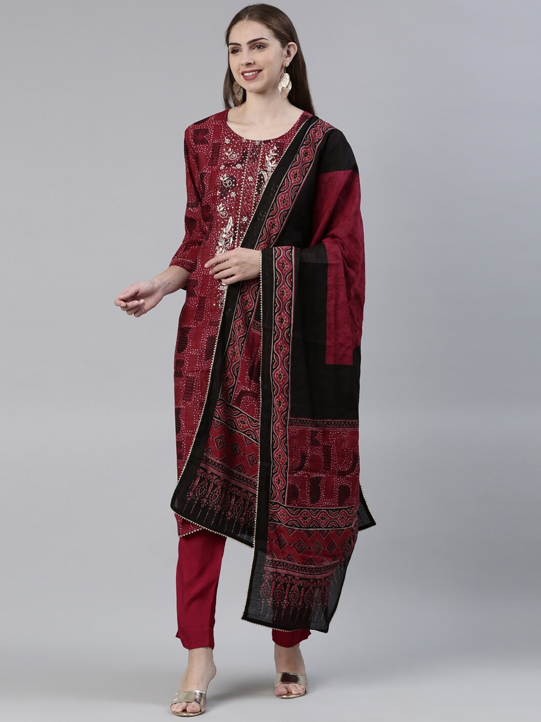 Neerus Printed Thread Work Straight Kurta With Trousers & Dupatta, Maroon