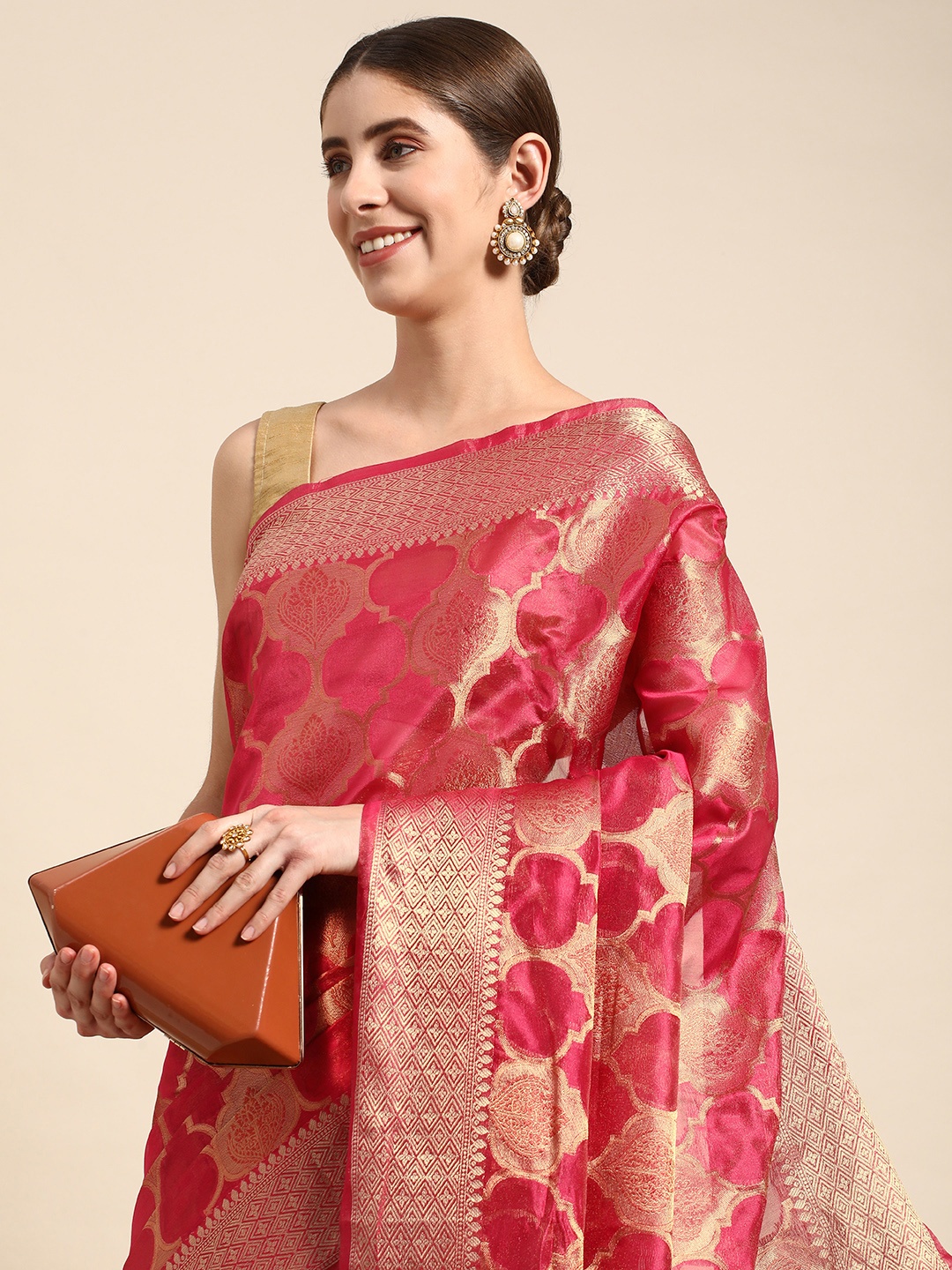 

Mitera Woven Design Zari Organza Handloom Kanjeevaram Saree, Magenta