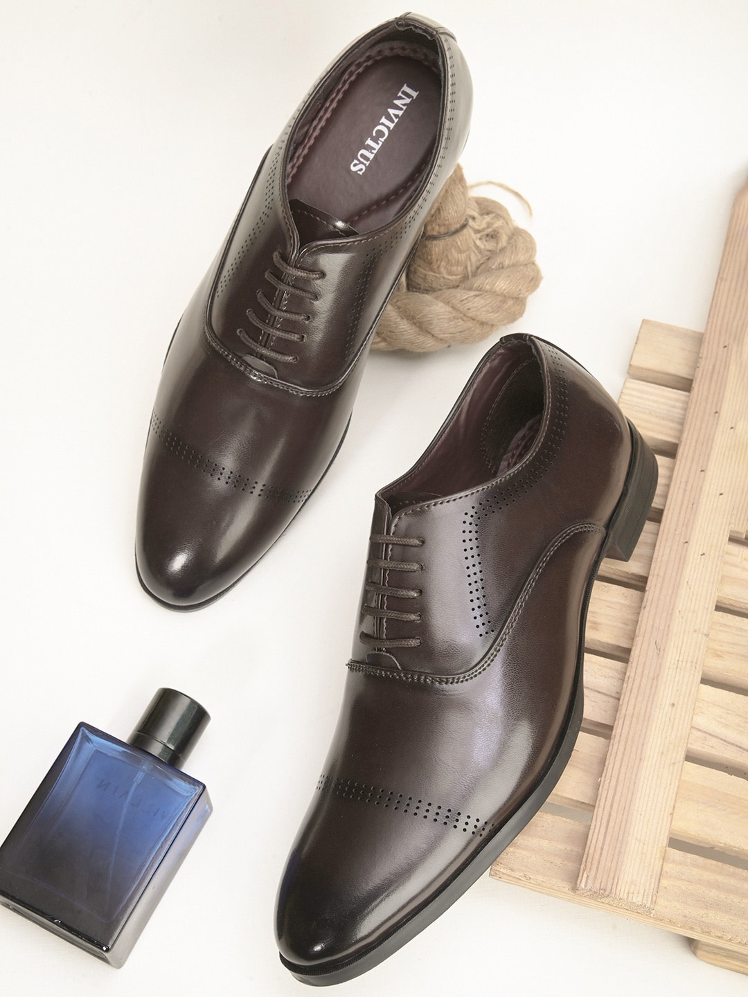 

INVICTUS Men Formal Derbys, Brown
