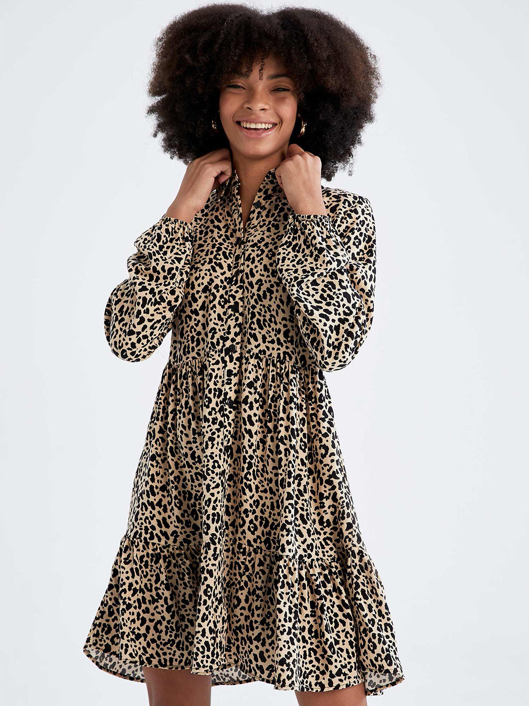 

DeFacto Animal Printed Puff Sleeves Tiered Shirt Dress, Beige