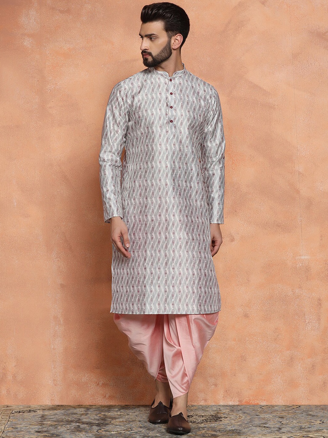 

KISAH Grey Ethnic Motifs Printed Kurta with Dhoti Pants