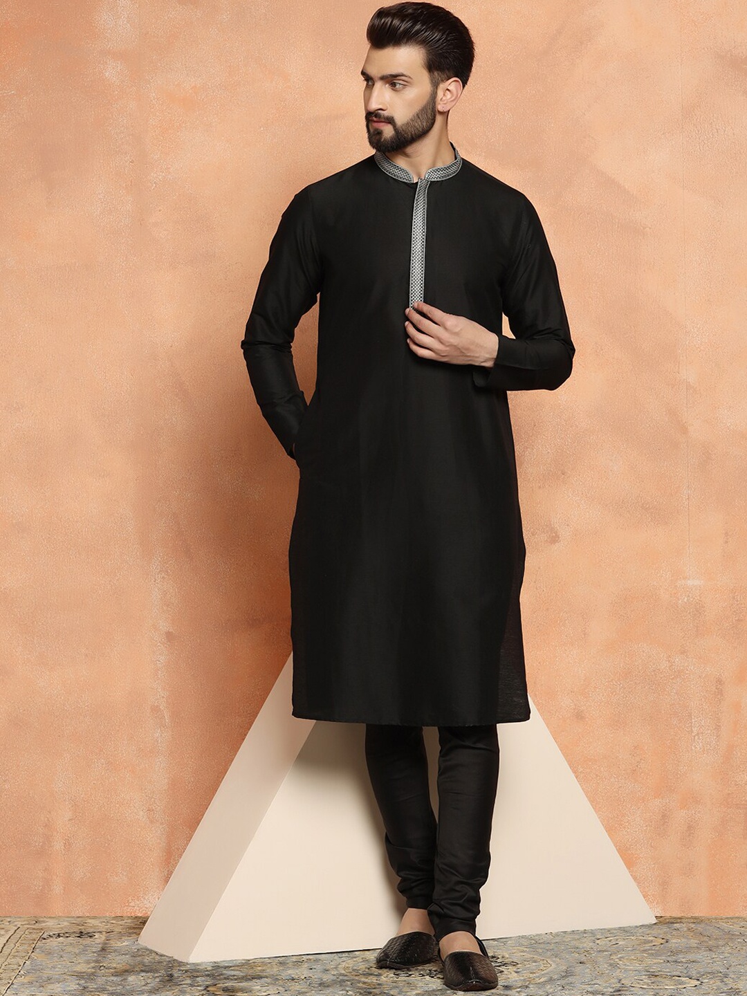

KISAH Men Mandarin Collar Thread Work Kurta with Churidar Set, Black