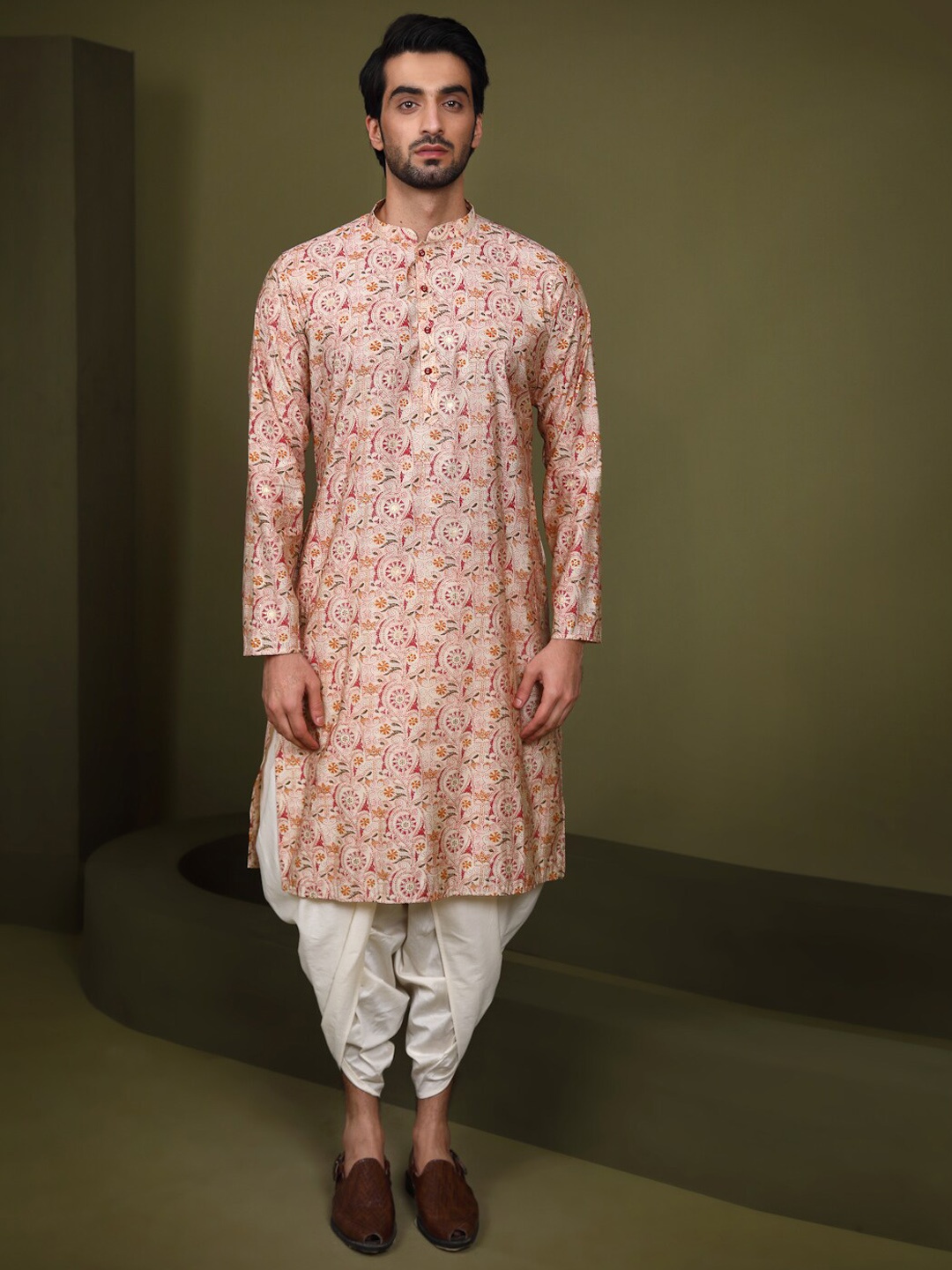 

KISAH Ethnic Motifs Printed Sequinned Kurta with Dhoti Pants, Pink