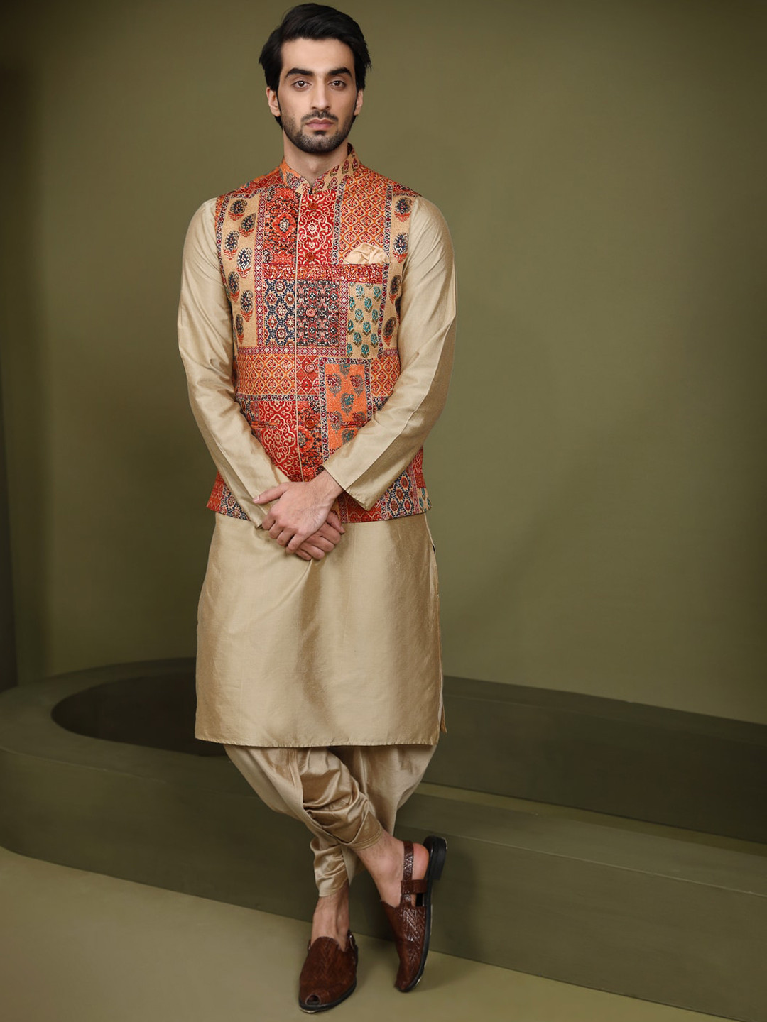 

KISAH Mandarin Collar Straight Kurta With Dhoti Pants & Nehru Jacket, Beige