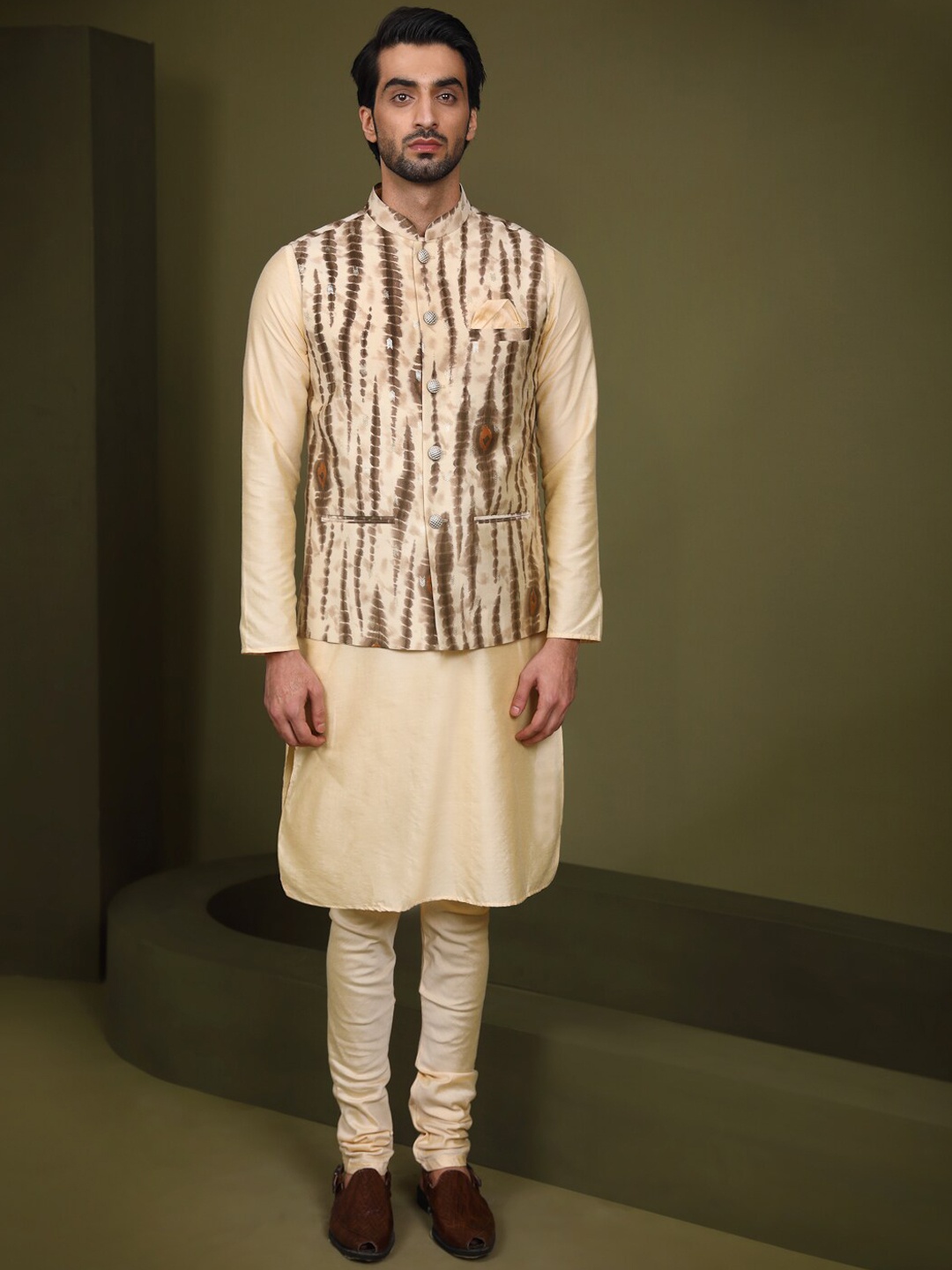

KISAH Mandarin Collar Straight Kurta With Churidar & Nehru Jacket, Beige
