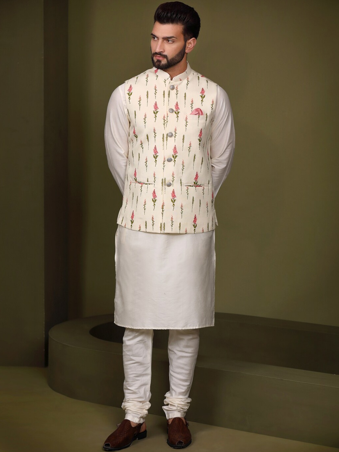 KISAH Mandarin Collar Straight Kurta With Churidar & Nehru Jacket, White