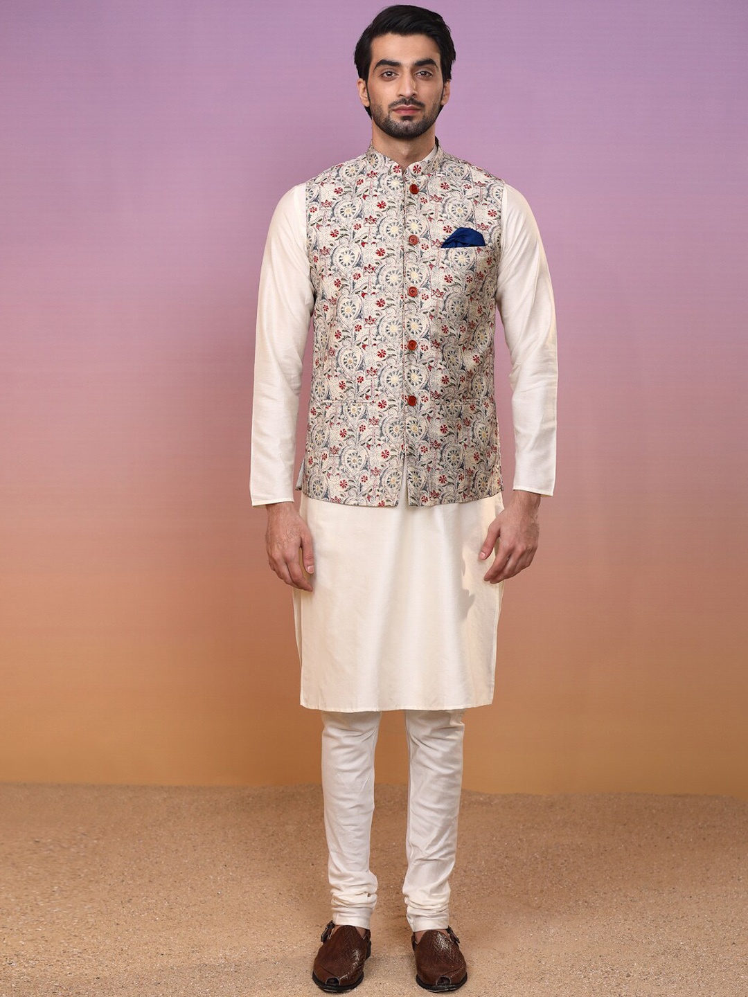 

KISAH Mandarin Collar Straight Kurta With Churidar & Nehru Jacket, Cream