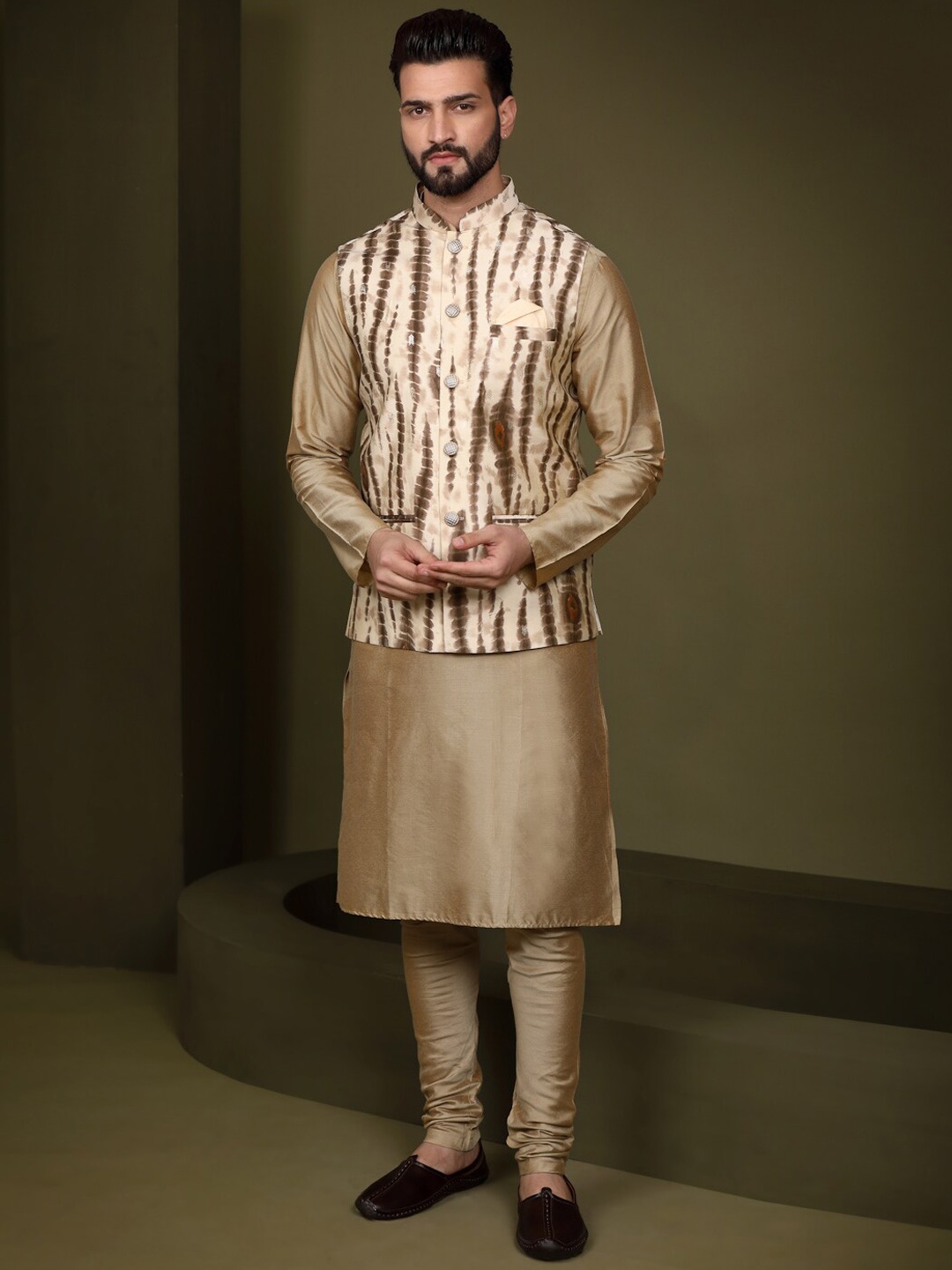 

KISAH Mandarin Collar Straight Kurta with Churidar & Nehru Jacket, Cream