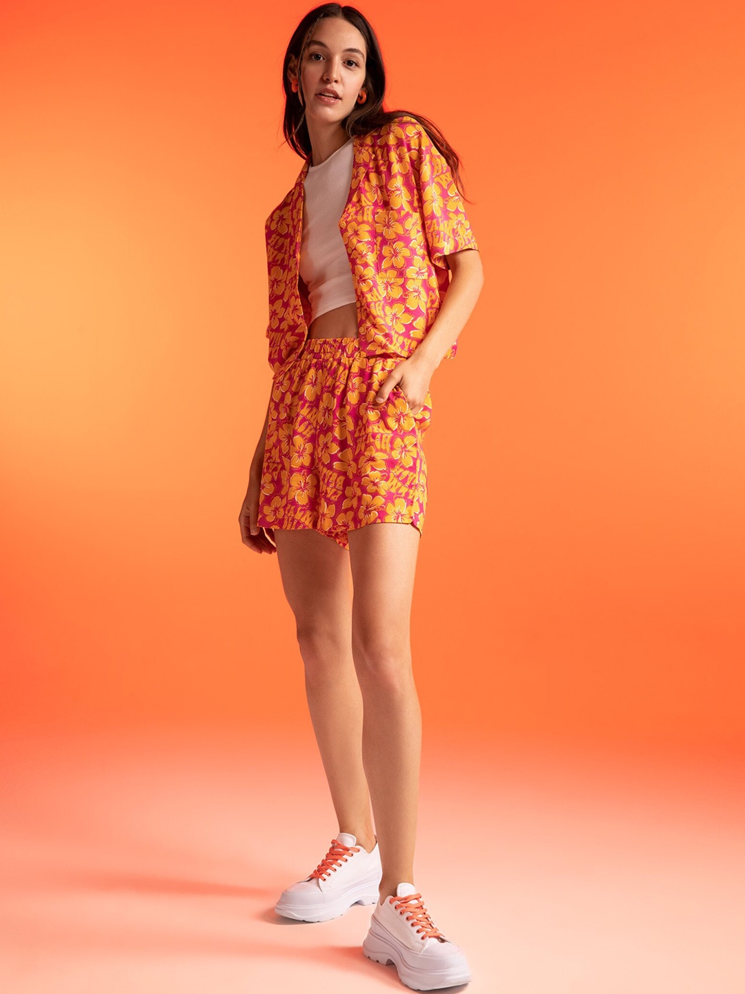 DeFacto Women Foral Printed High-Rise Shorts, Orange