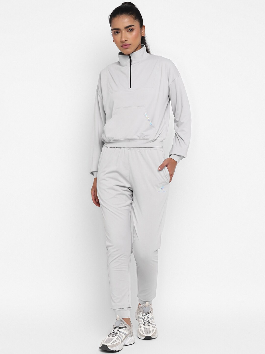 

OFF LIMITS Women Mock Collar Mid-Rise Tracksuit, Grey