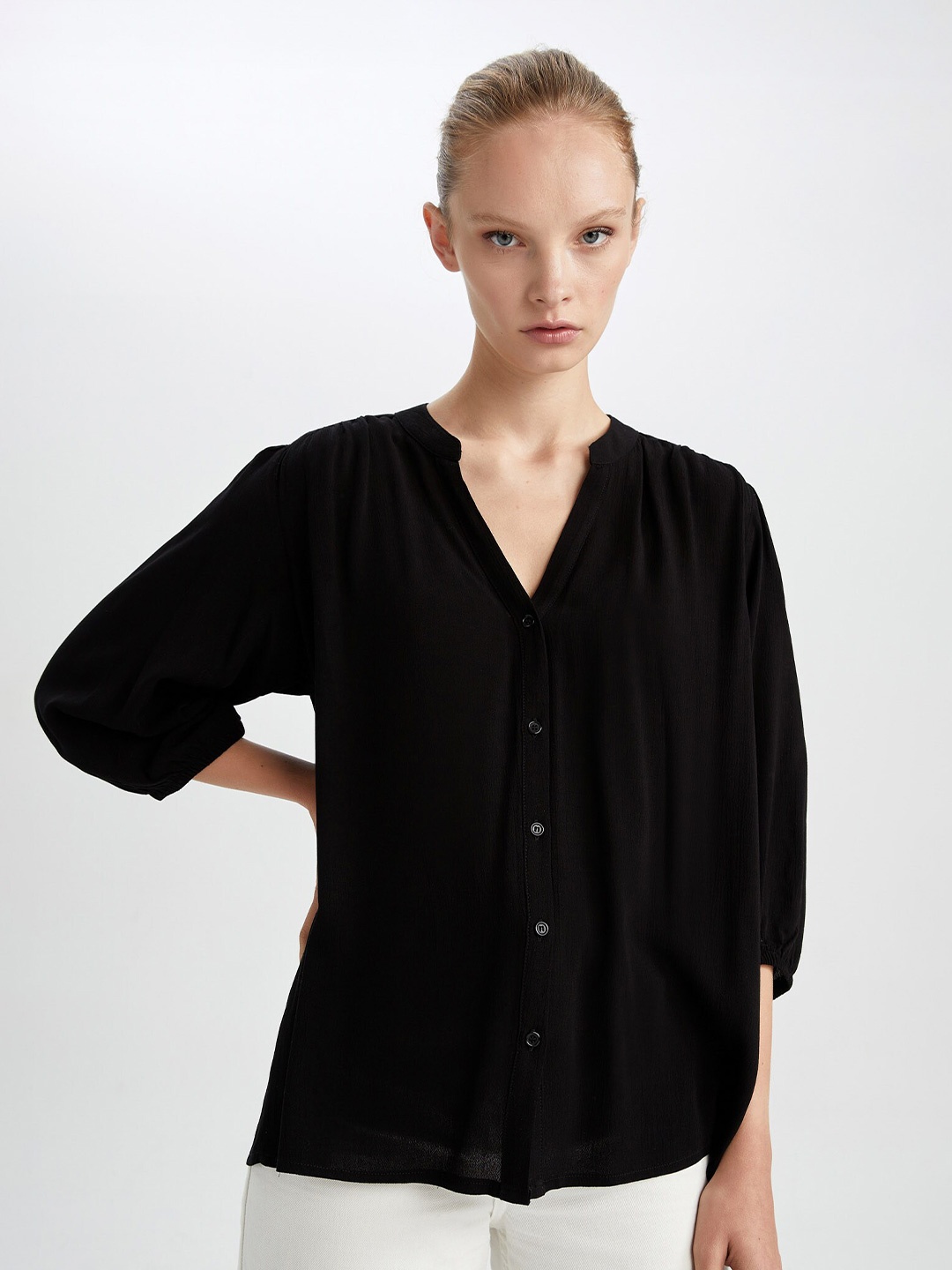 

DeFacto Mandarin Collar Three-Quarter Puff Sleeves Shirt Style Top, Black