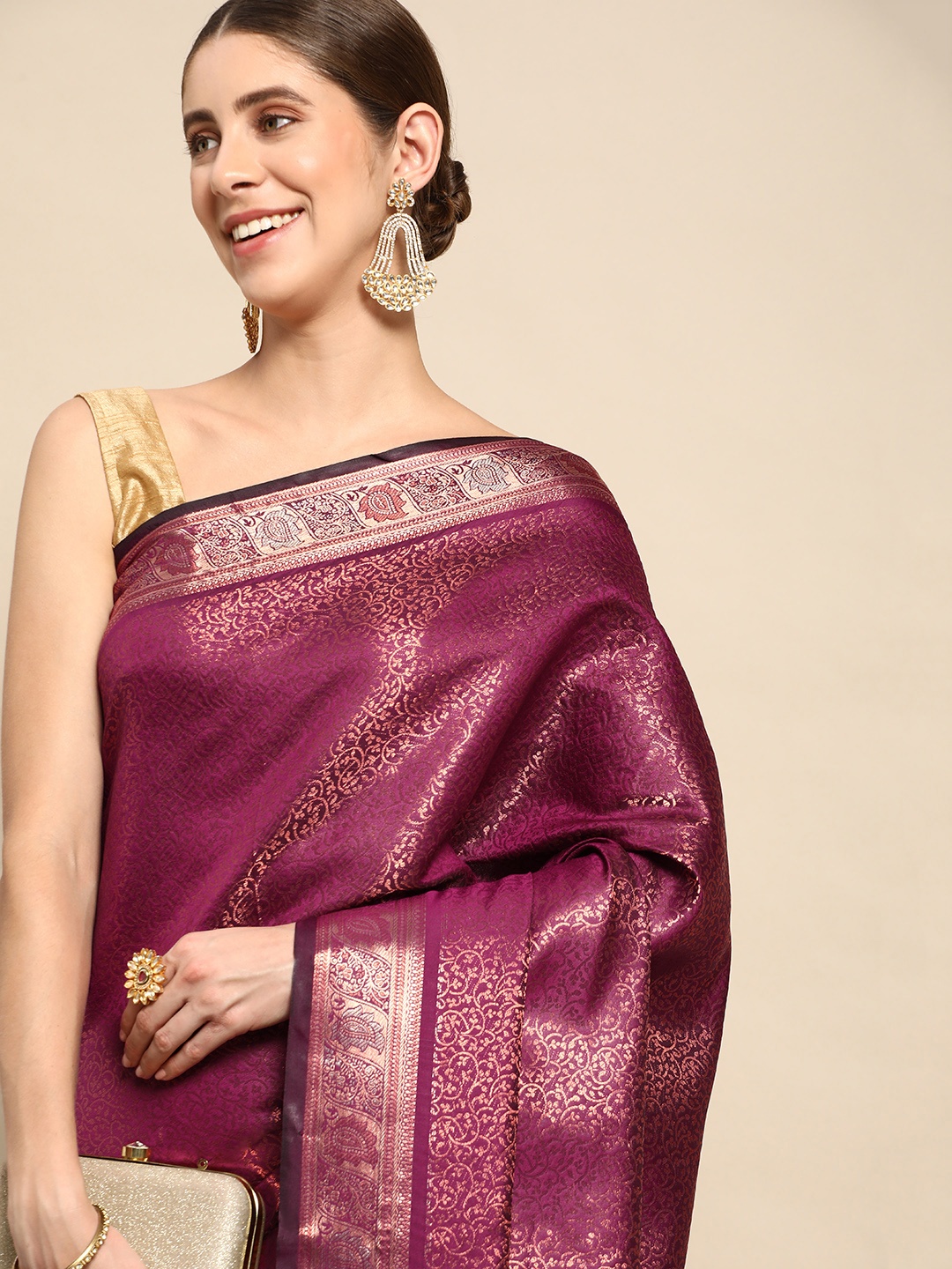 

Mitera Woven Design Zari Silk Blend Handloom Kanjeevaram Saree, Maroon