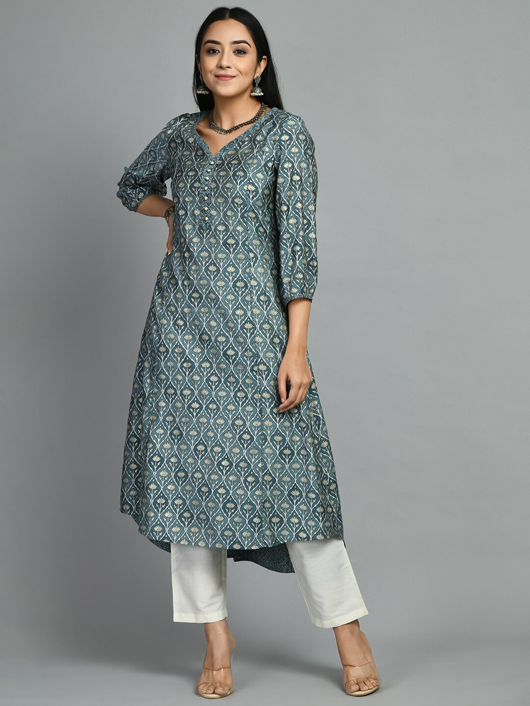 

MEESAN Floral Printed Sweetheart Neck Puff Sleeves A-Line Kurta, Green