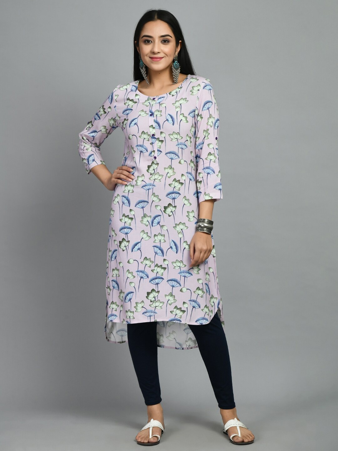 

MEESAN Round Neck Floral Printed Straight Kurta, Mauve