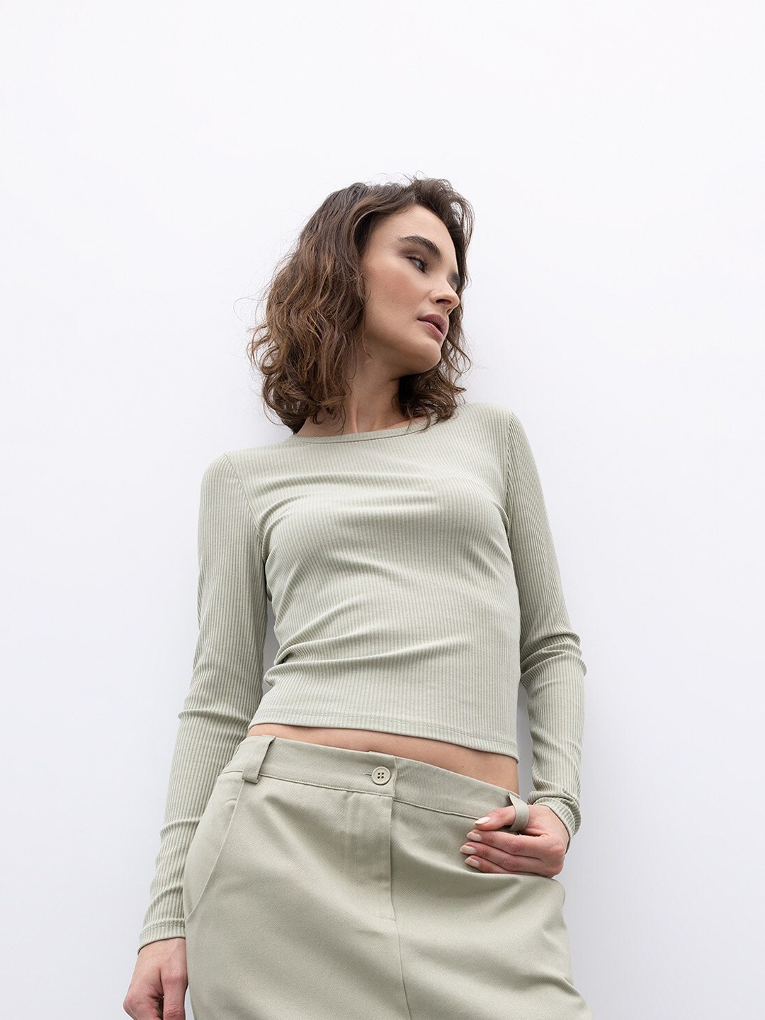 

DeFacto Round Neck Long Sleeves T-shirt, Green